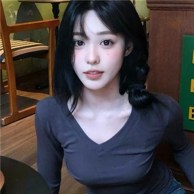 乌鸦与麻雀